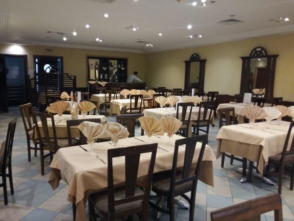Hotel Ibn Khaldoun Tunis Eksteriør billede