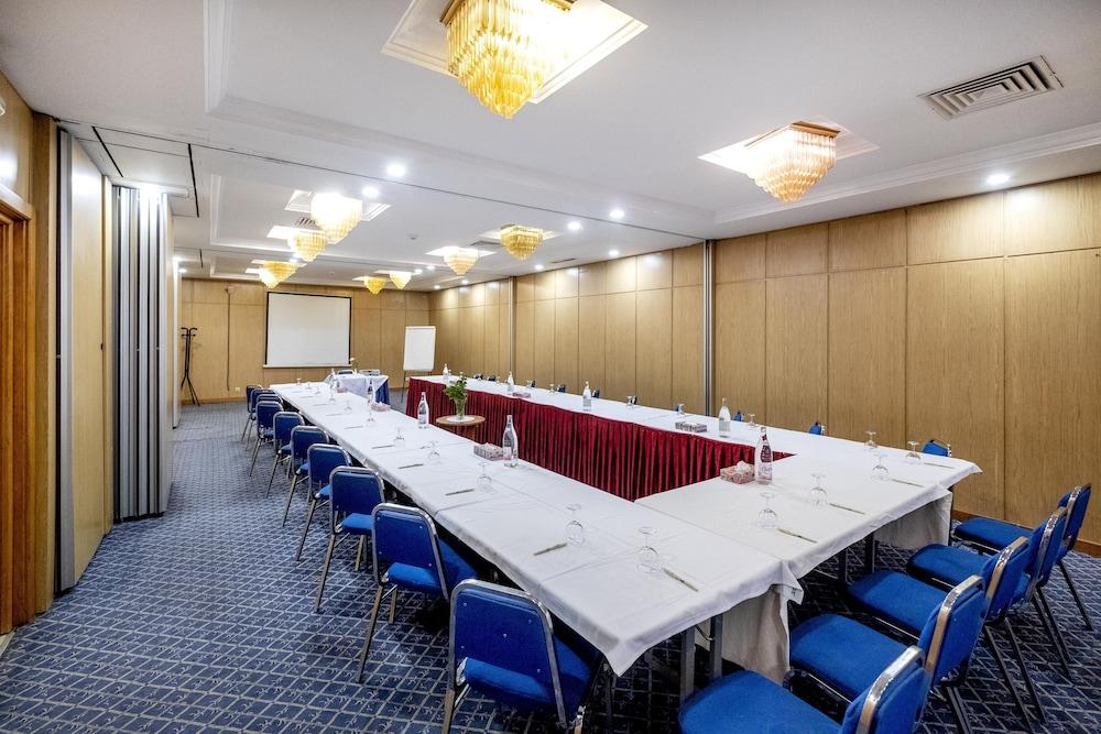 Hotel Ibn Khaldoun Tunis Eksteriør billede