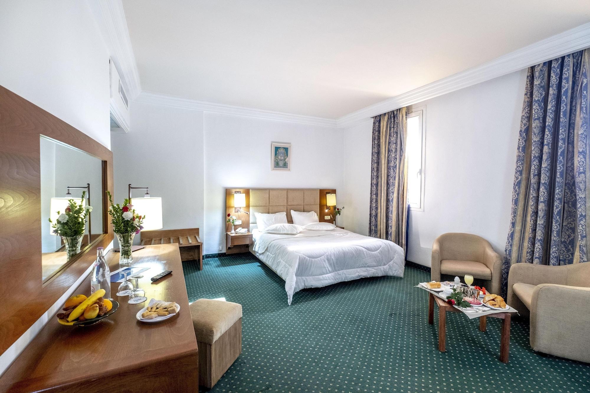 Hotel Ibn Khaldoun Tunis Eksteriør billede