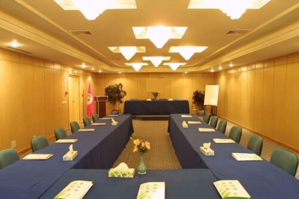 Hotel Ibn Khaldoun Tunis Eksteriør billede